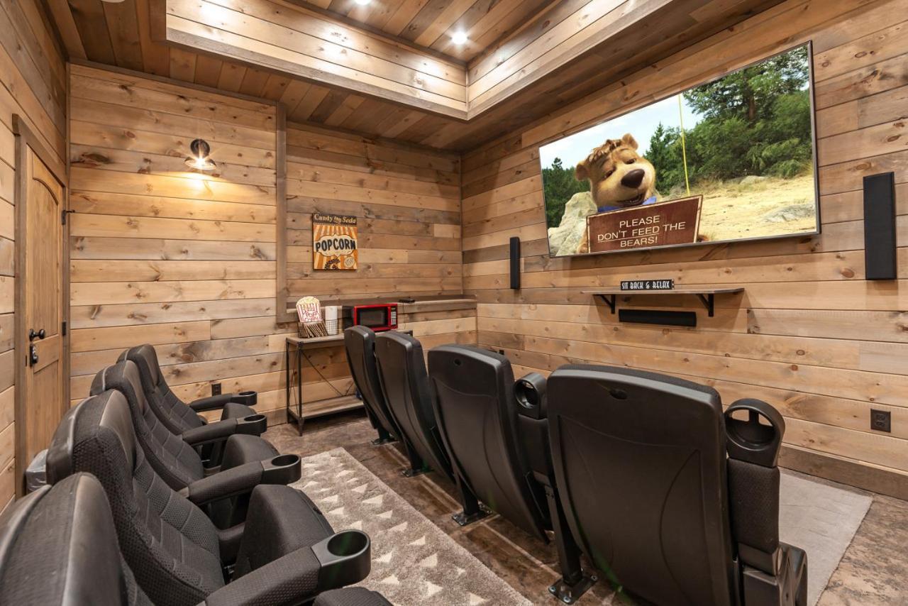 Splash Mountain Pool Hot Tub Theater Game Room Сев'єрвілл Екстер'єр фото