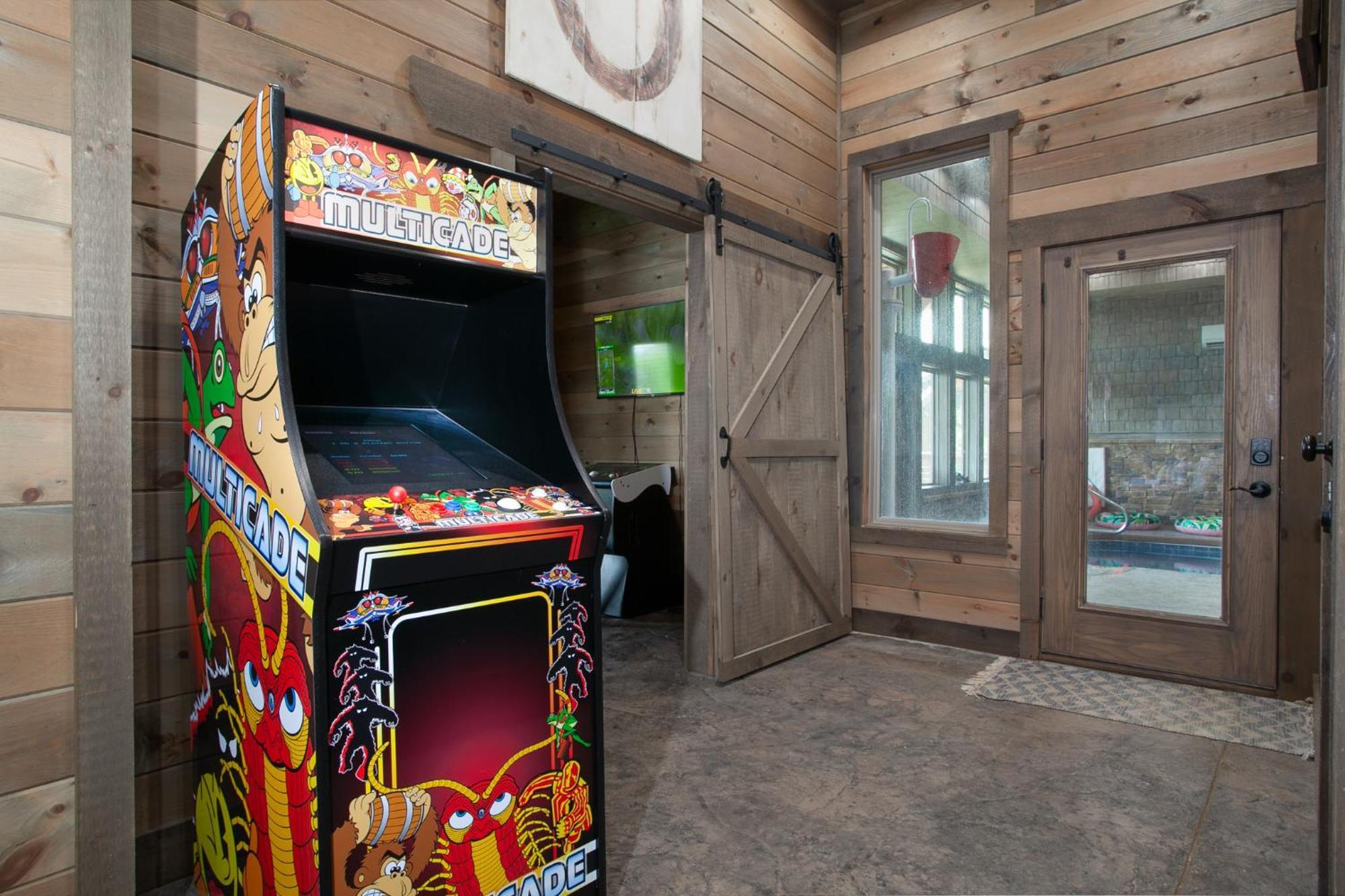 Splash Mountain Pool Hot Tub Theater Game Room Сев'єрвілл Екстер'єр фото